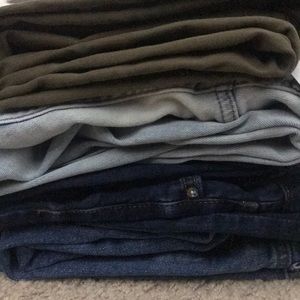 4 pairs of jeans